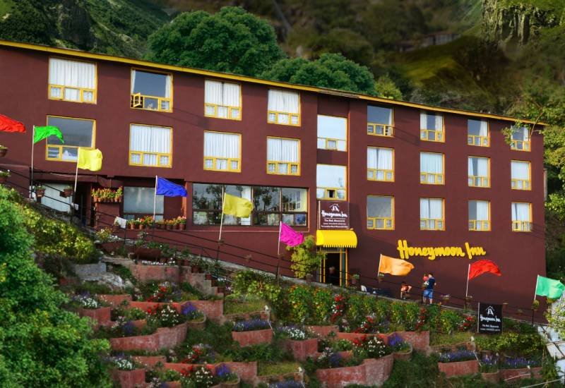 HONEYMOON IN MUSSOORIE